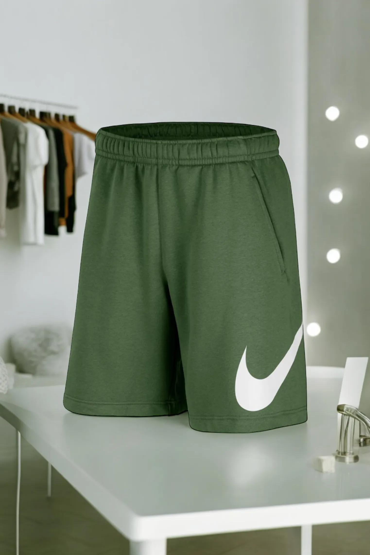 7.   Sportswear Club Short