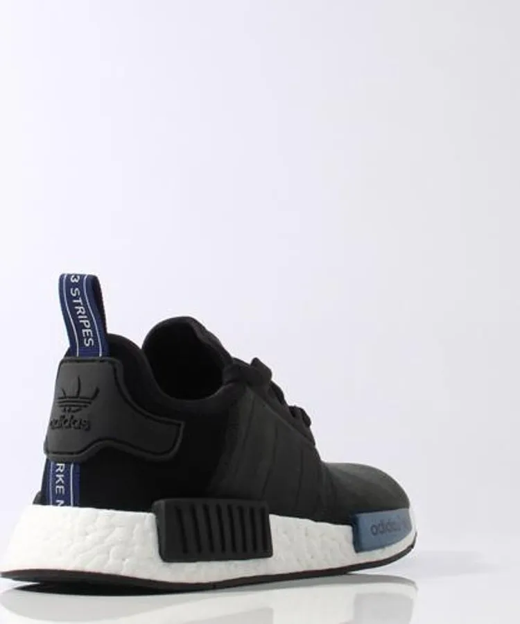 Adidas Wmns NMD R1 sneakers, black/white