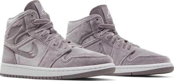 Air Jordan Wmns Air Jordan 1 Mid, purple