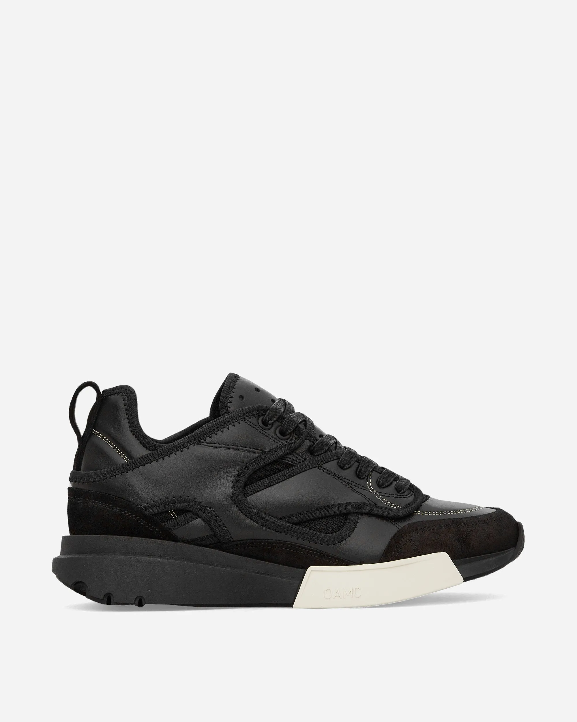 Aurora Runner Sneakers Black