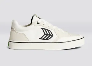 Cariuma Vallely Skate Vintage White Suede And Off-White