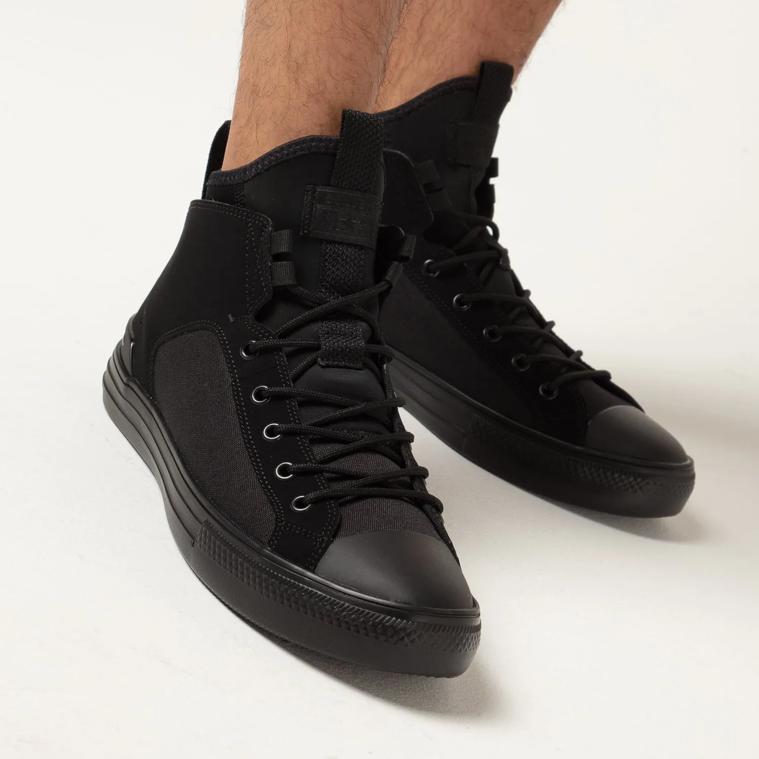 Converse Chuck Taylor Ultra Mid Black/Black