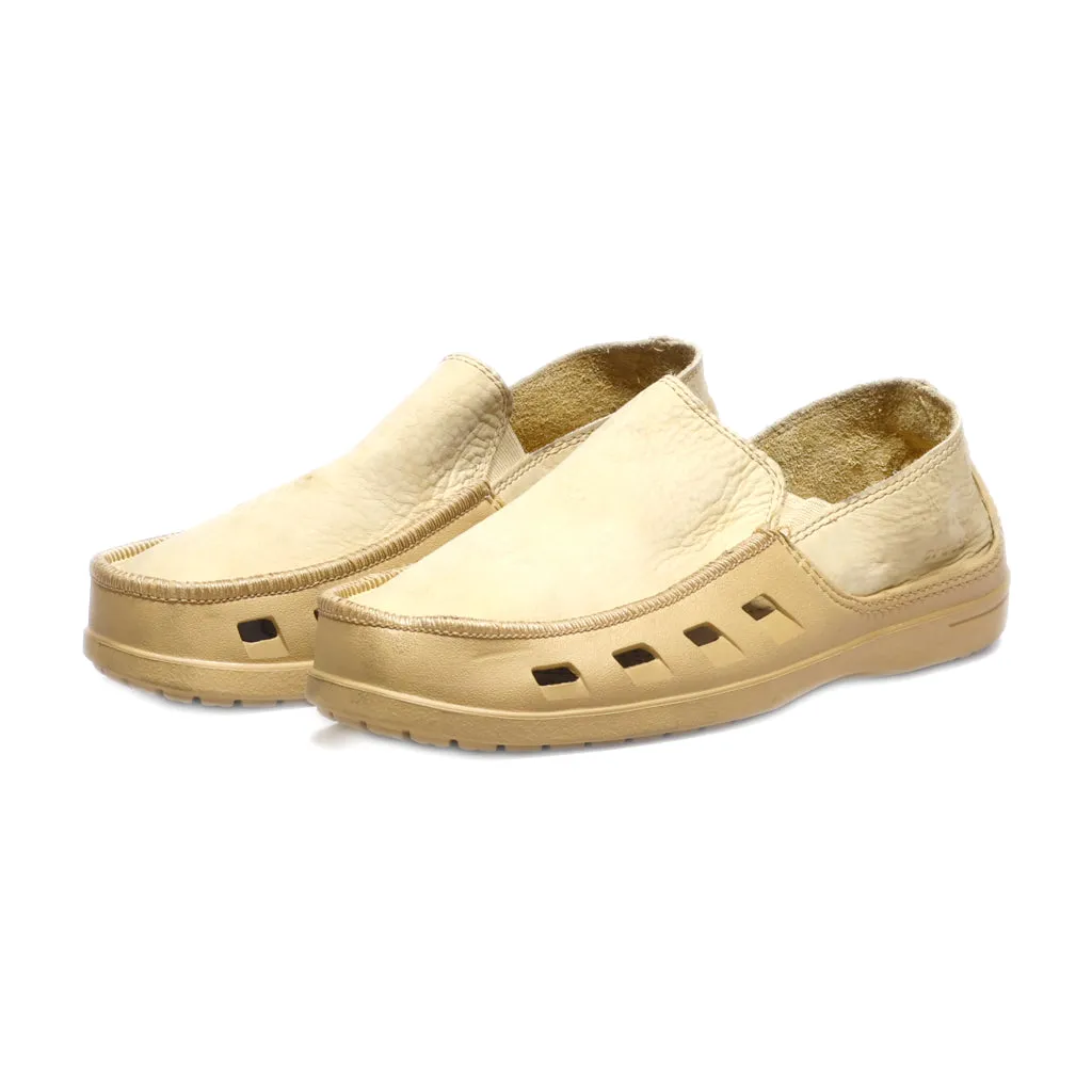 Crocs Casual Slip Ons Leather Brown Colour For Men