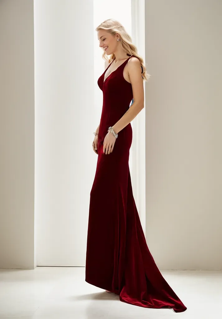 Elegant Mermaid Long Velvet Prom Dress with Beaded Bow & Spaghetti Straps