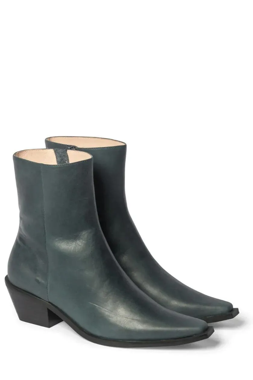 Intimation Boot | Atlantic