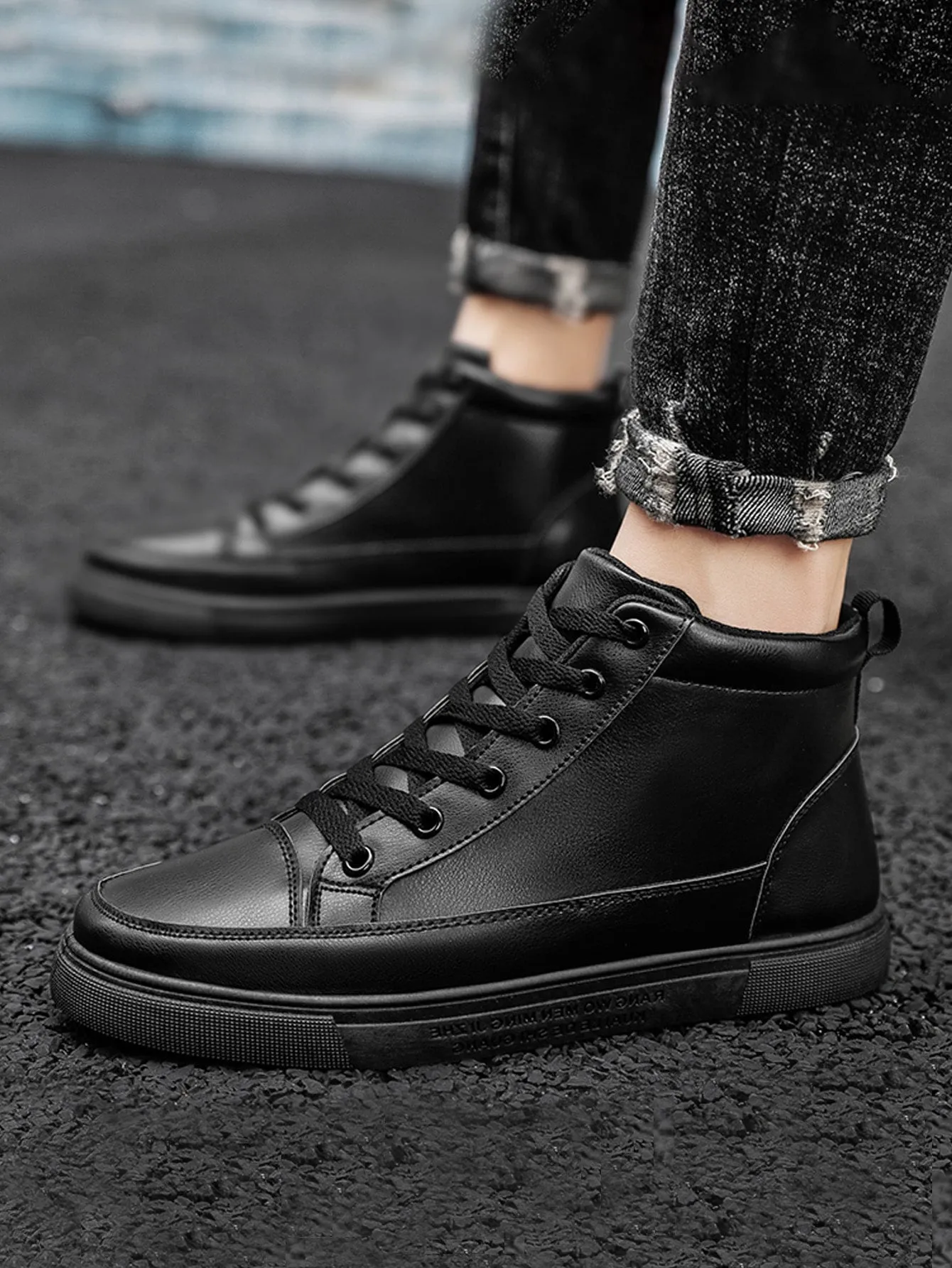 Men Black Lace-up Front Sneakers, High Top Round Toe Skate Shoes