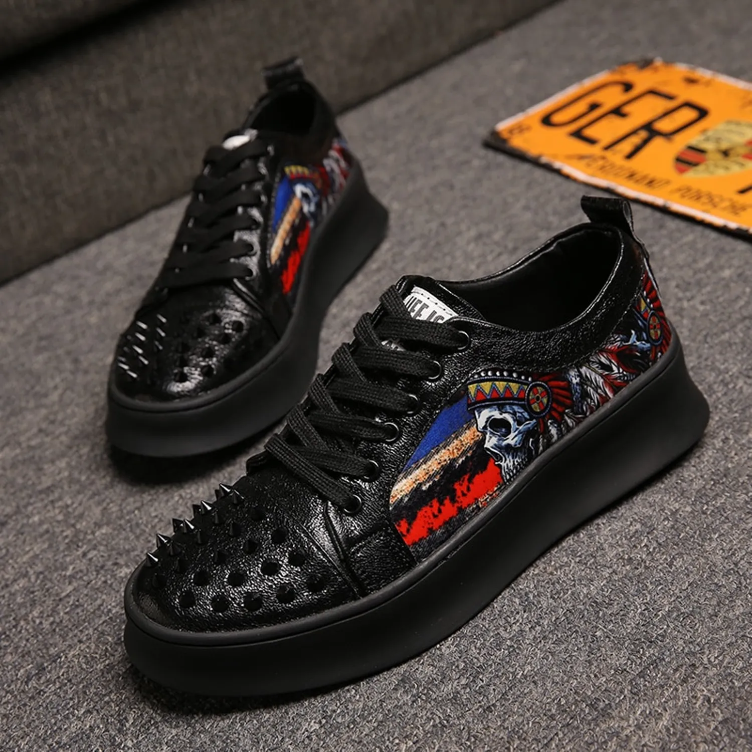 Men's Casual Printed Sneakers With Rivets