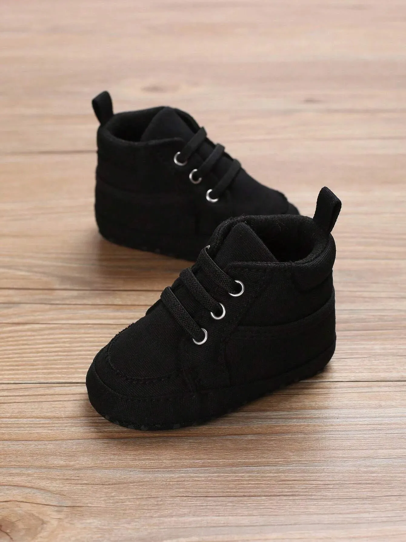 SHEIN Baby Lace Up Front Sneakers, Sporty Black Fabric Skate Shoes