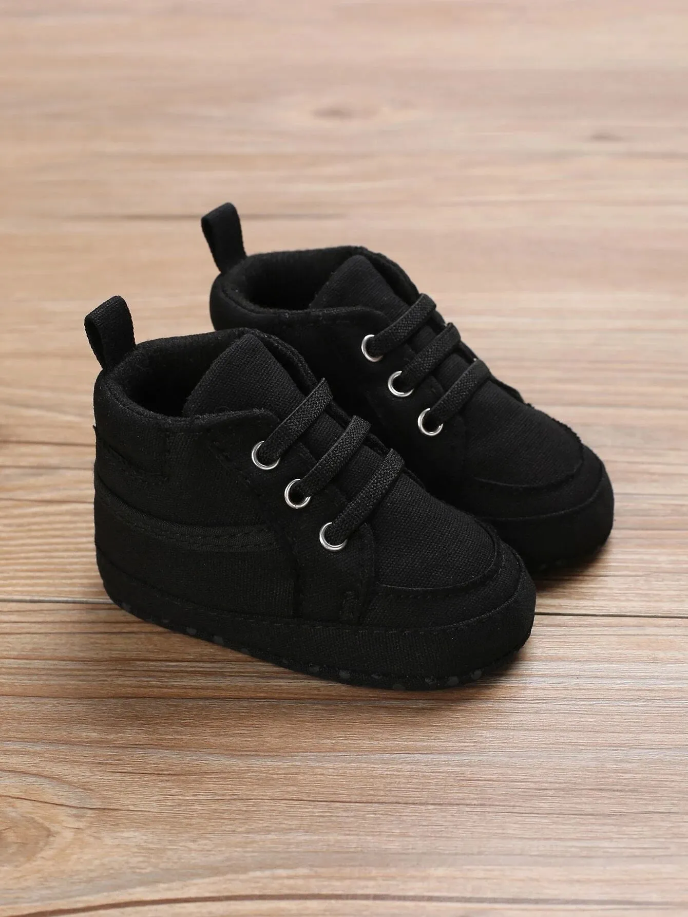 SHEIN Baby Lace Up Front Sneakers, Sporty Black Fabric Skate Shoes