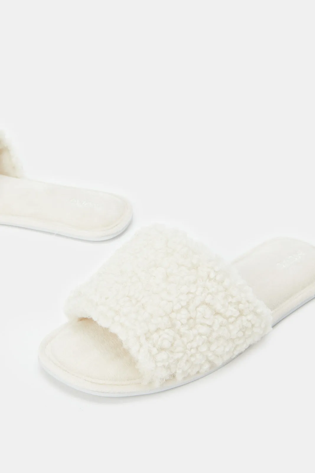 Women Ivory Classic Slippers